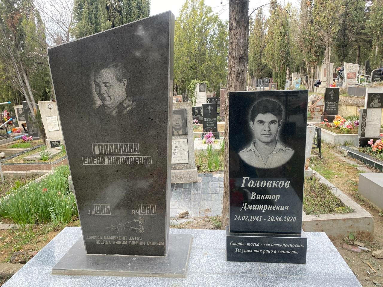 надгробные памятники, памятники, василий григорьевич зайцев памятник, памятники из гранита, герой советского союза
