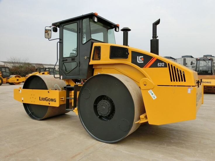 дорожный каток liugong clg6032e, каток техника, машина каток, виброкаток xcmg xs162j, виброкаток