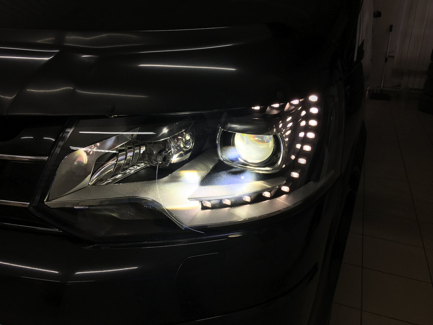 фара range rover l405, фары range rover l405 рестайлинг, тюнинг оптики, би линзы в фары, фары автомобиля