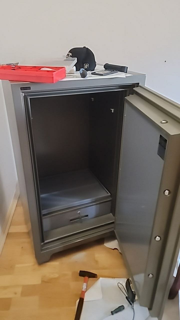 сейф, сейф diplomat bf070, сейф огнестойкий, сейф офисный, сейф металлический