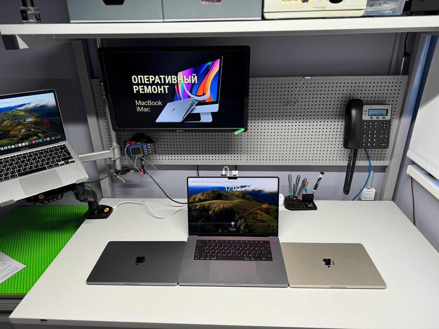 адаптер vesa apple studio display, ip телефон grandstream gxp1610, стол для двух мониторов, original macbook, macbook apple