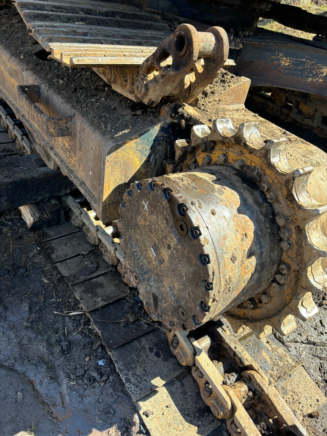 гусеница бульдозера, бульдозер caterpillar, ходовая часть бульдозера, гусеничные экскаваторы, гусеница экскаватора