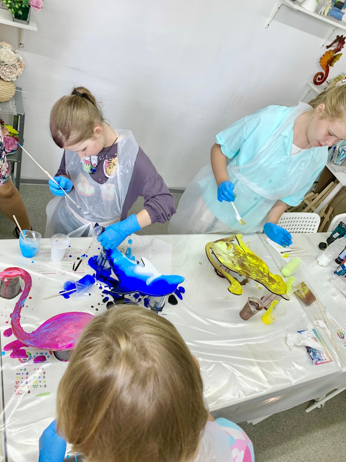творческие мастер классы для детей, творческие занятия, творческие занятия для детей, мастер класс для детей, флюид арт жидкий акрил мастер класс