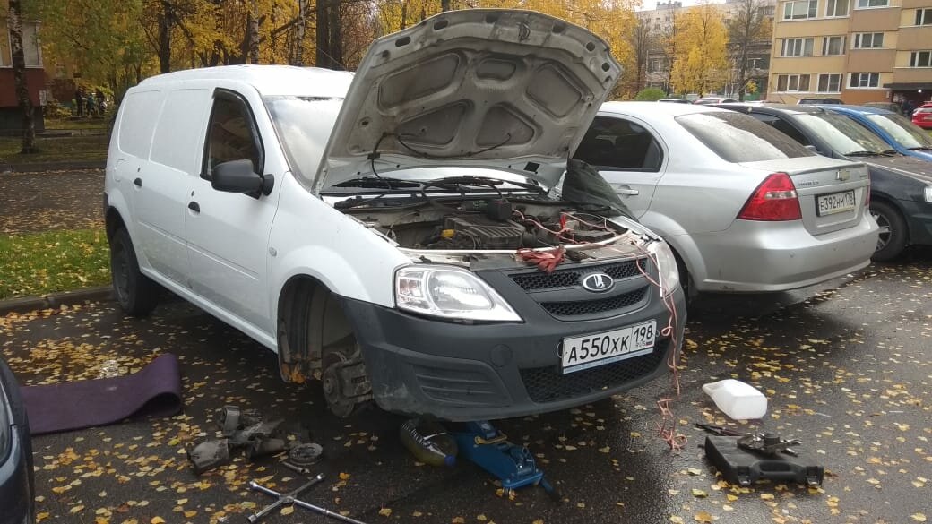 lada largus, автомобиль, битая лада ларгус, лада гранта к514мс, авто