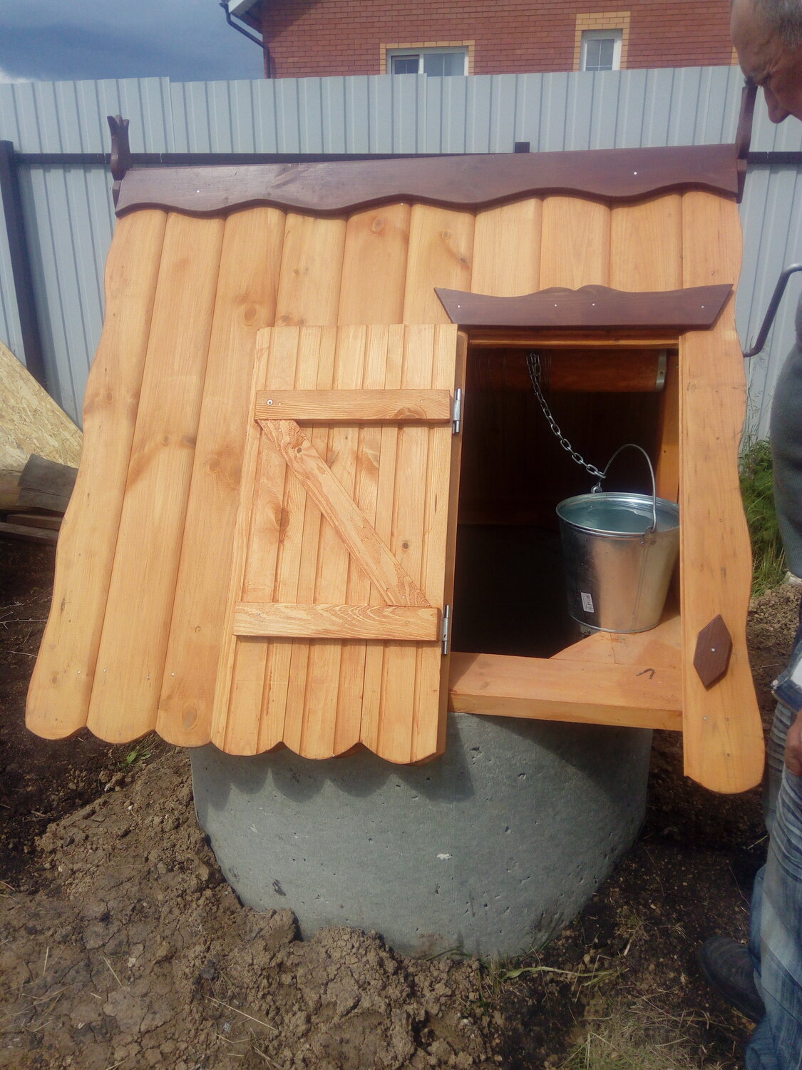 утепленный домик для колодца, постройка домика для колодца, колодец, домик на колодец, домик для колодца сергиев посад