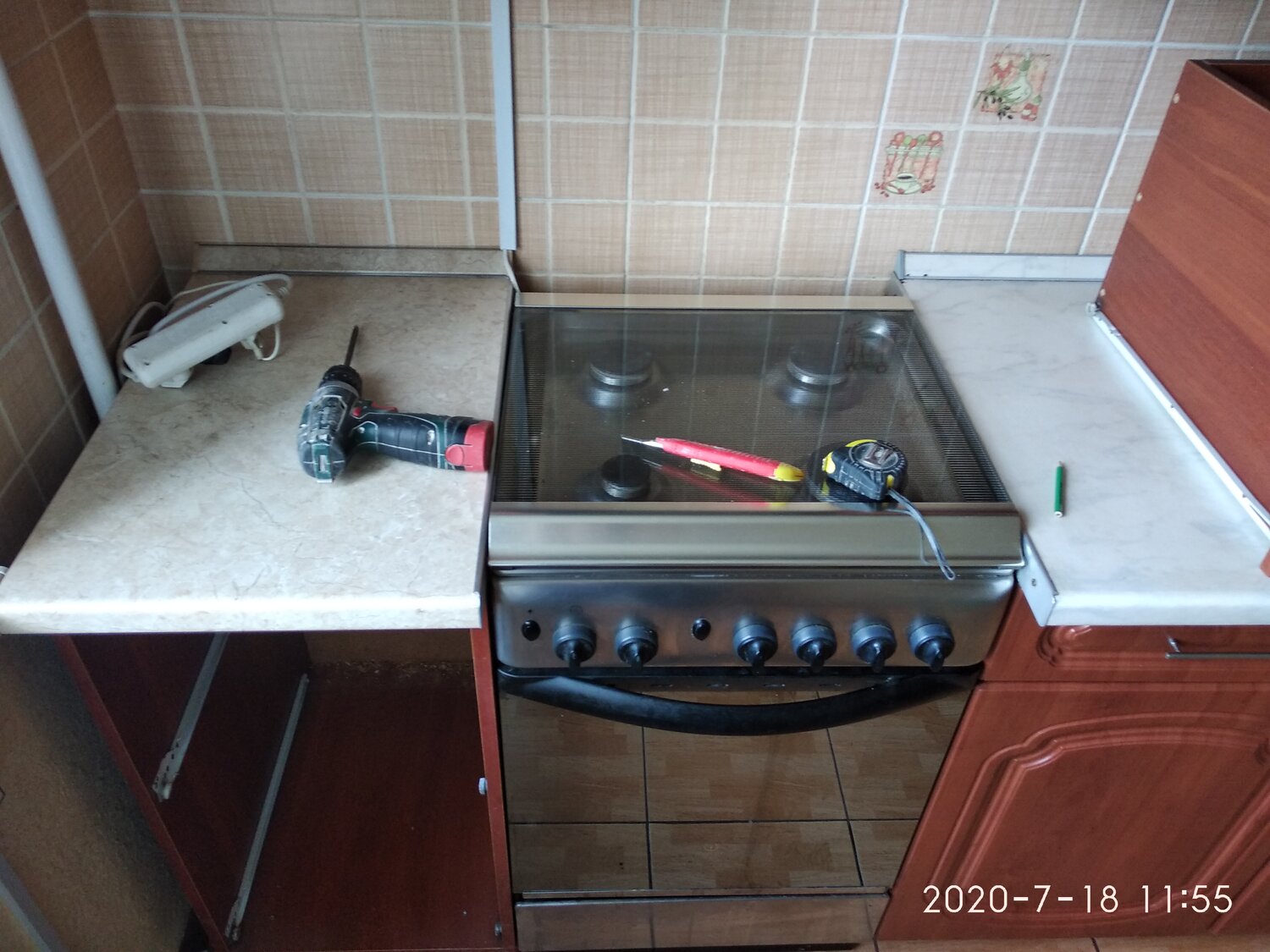 Замена столешницы кухонного стола