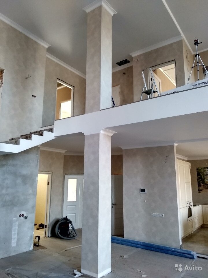 в доме, коттедж, штукатурка ригелей, заливка каркаса 3 этажного дома в сочи, жилой комплекс