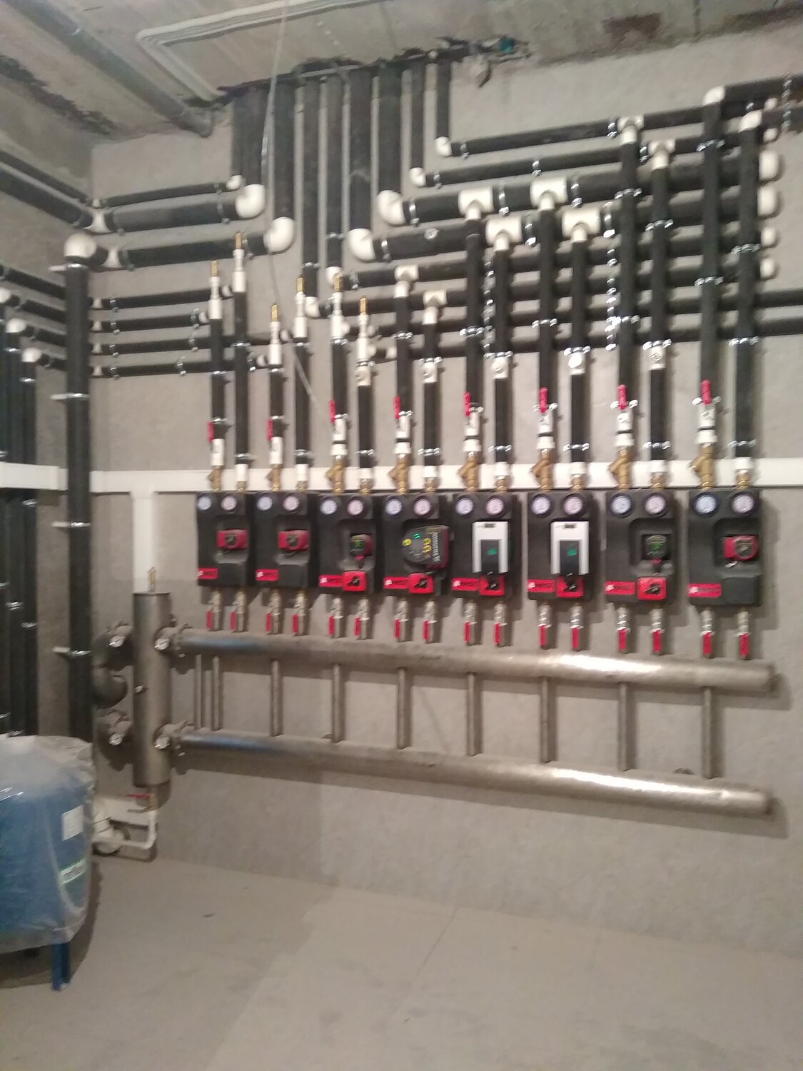 отопление, отопление водоснабжение, монтаж котельной на трубах рехау, монтаж котельной, котельная