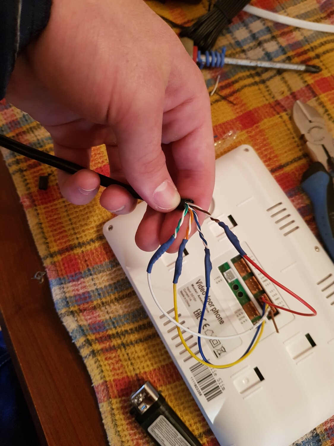 провода, припаять блок питания вместо отсека для батареек, electrician, техника, телефон ремонт мультиметром