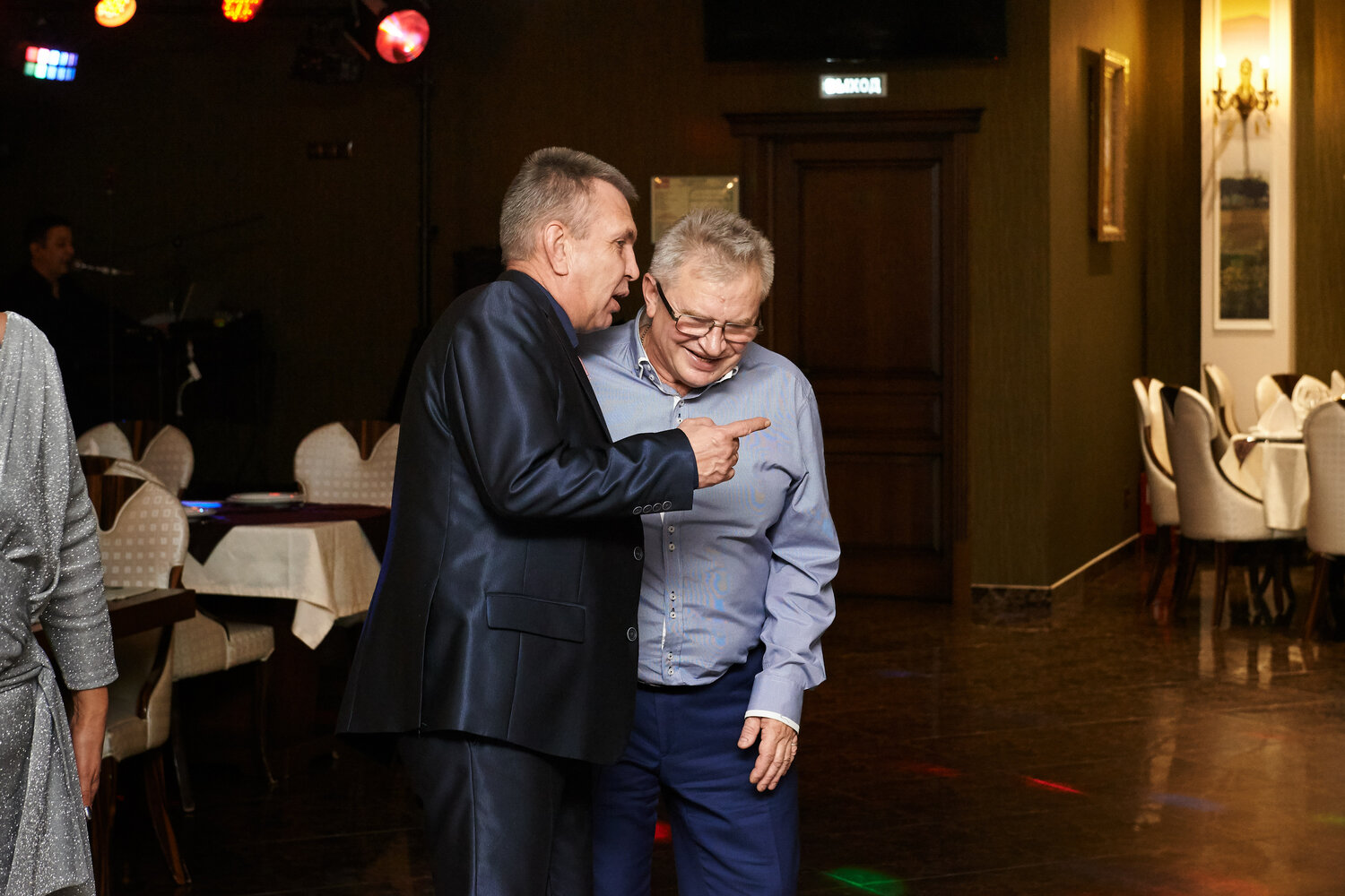 ревзин александр давидович с женой и дочкой, человек, семья табакова олега, ирина михайловна виторган, александр лебедев и ирина пермилова