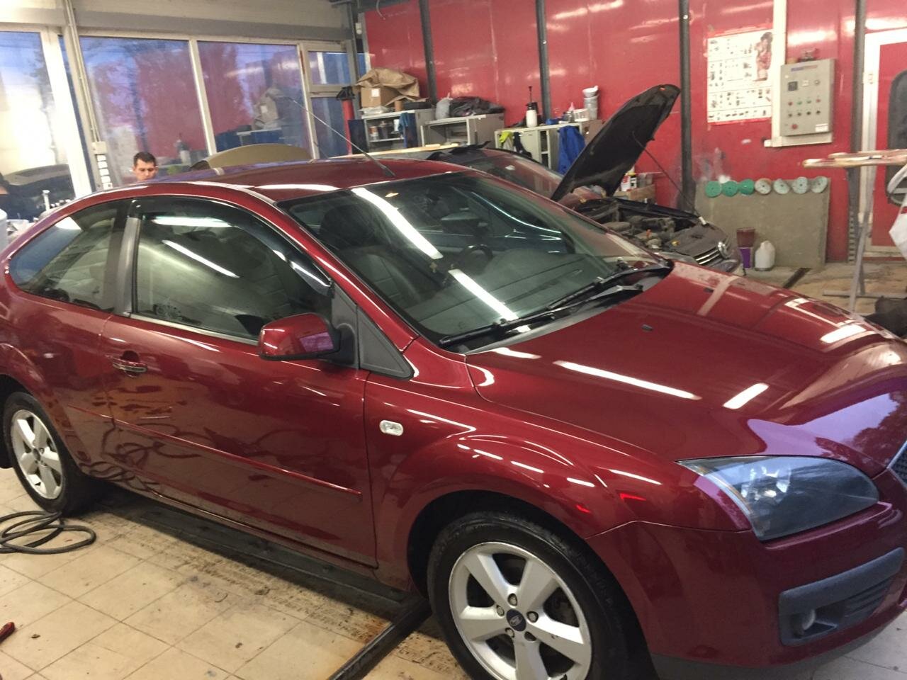 авто, автомобиль, форд фокус бордовый, ford focus бордовый, Dodge Stratus II
