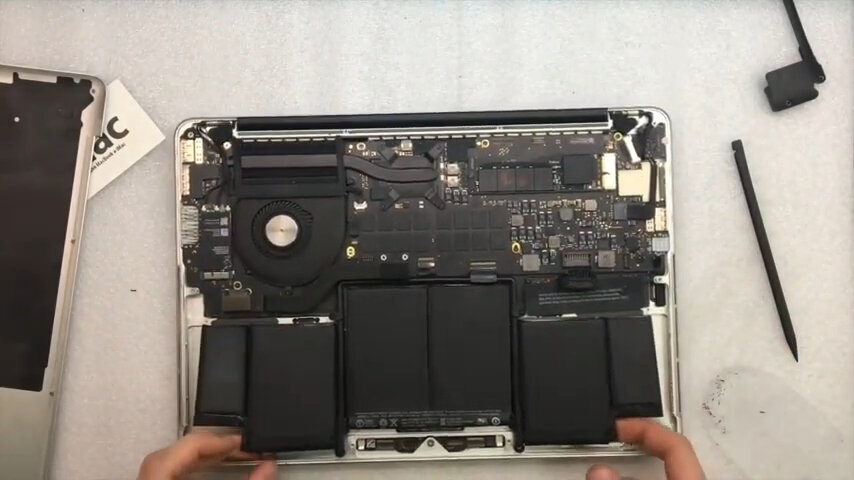macbook pro, macbook pro 13 2017 inside, macbook pro 15 2015 retina без крышки, a1502 macbook pro inside, macbook pro 13 2014