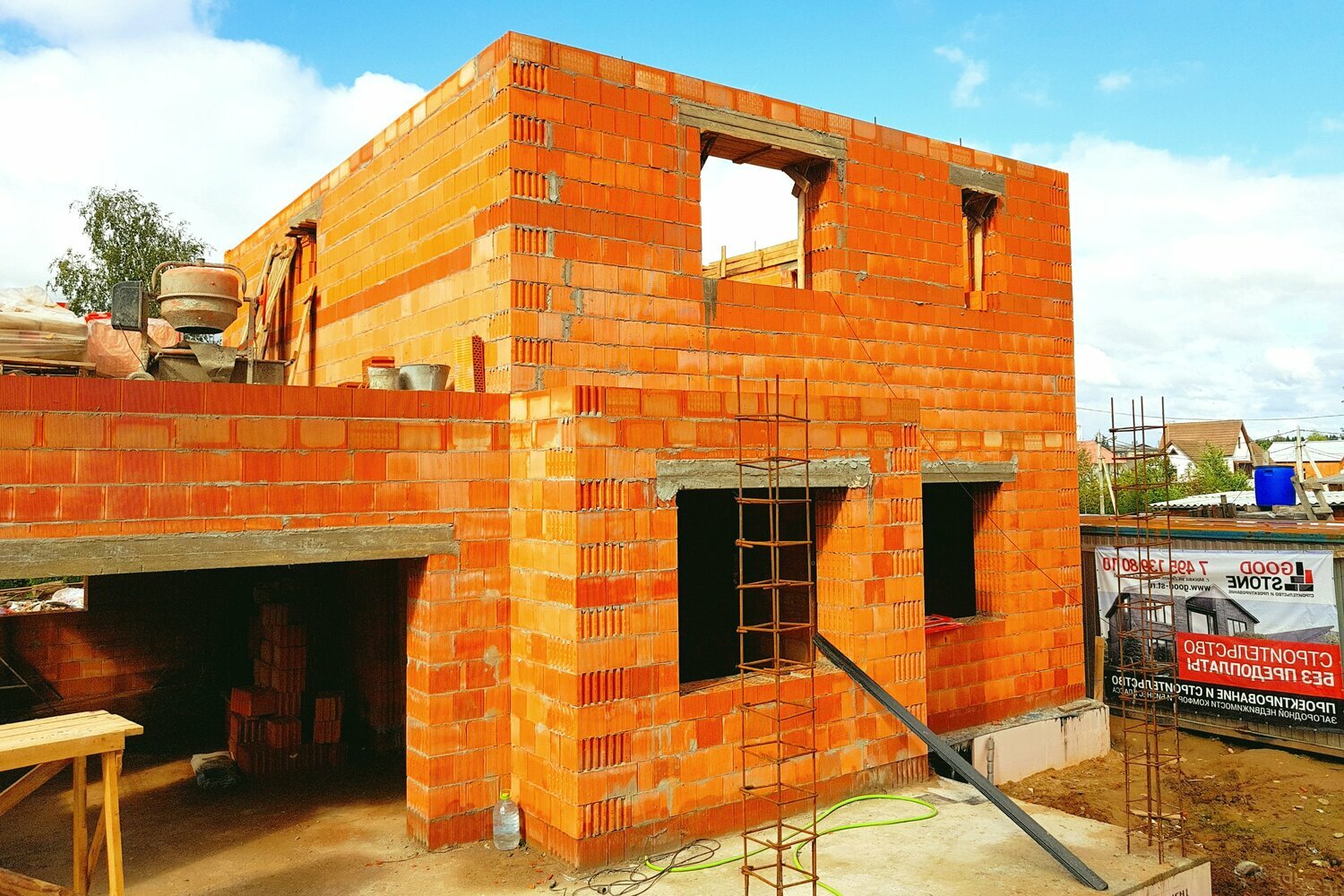 Строительство домов и коттеджей в Балашихе: 120 строителей