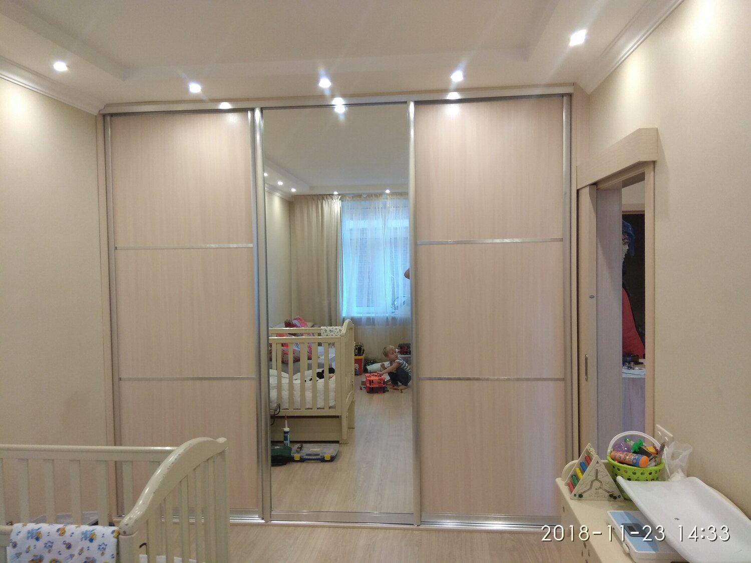 шкаф купе в однушку, шкаф купе, комната, встроенные шкафы купе, встроенный шкаф купе 3м