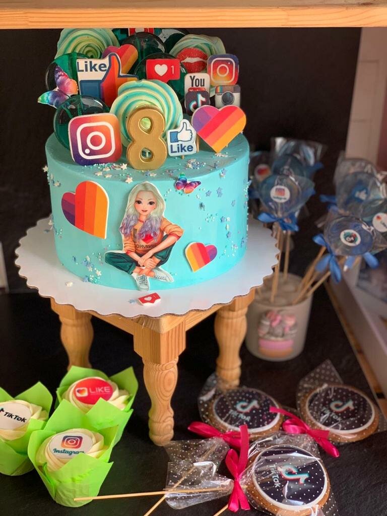 торт, торт likee, аэлита торты елец, birthday cake, торт с эльзой и анной на 5 лет