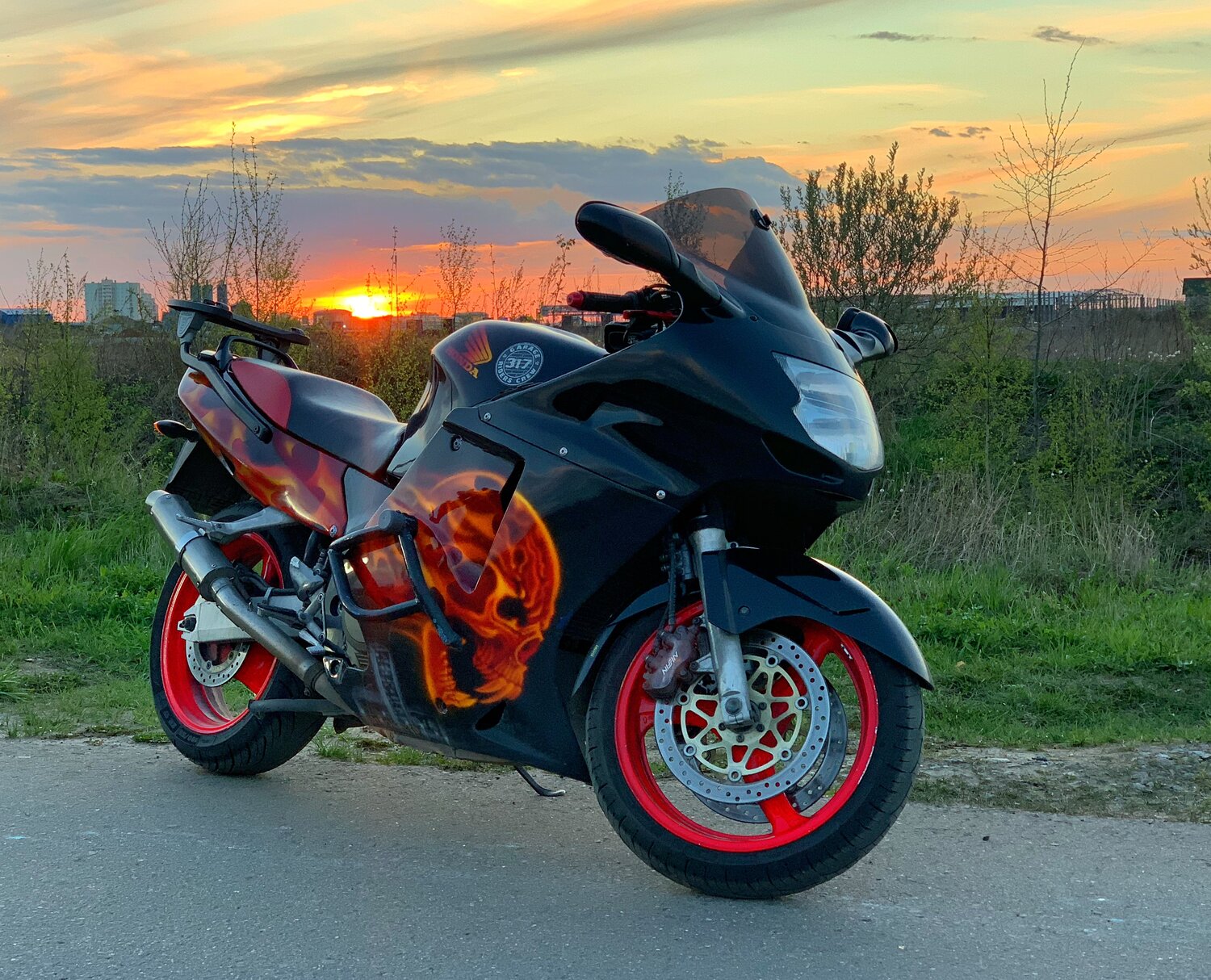 мотоцикл, honda cbr600rr, honda cbr1100xx, kawasaki zzr 400, хонда сбр 600рр без пластика