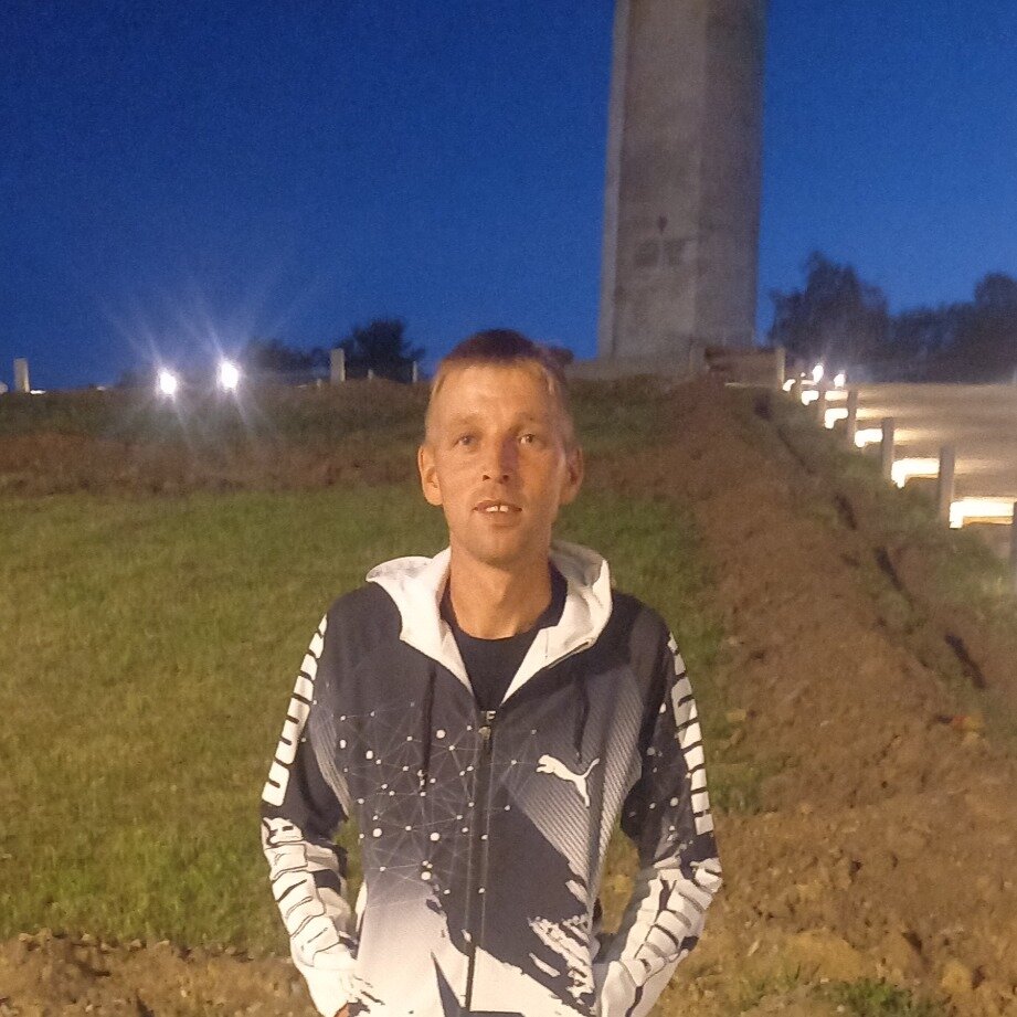 Слава Капитонов