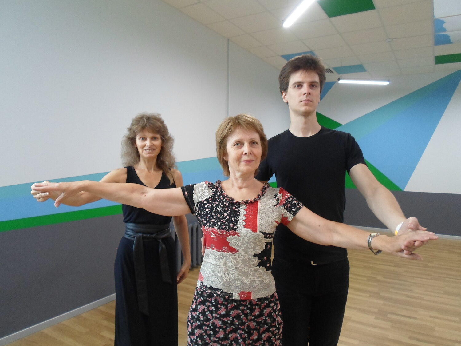 бальные танцы московское долголетие, московское долголетие бальные танцы зеленоград, бальные танцы, танцевальный спорт, танцевальная гимнастика для пожилых