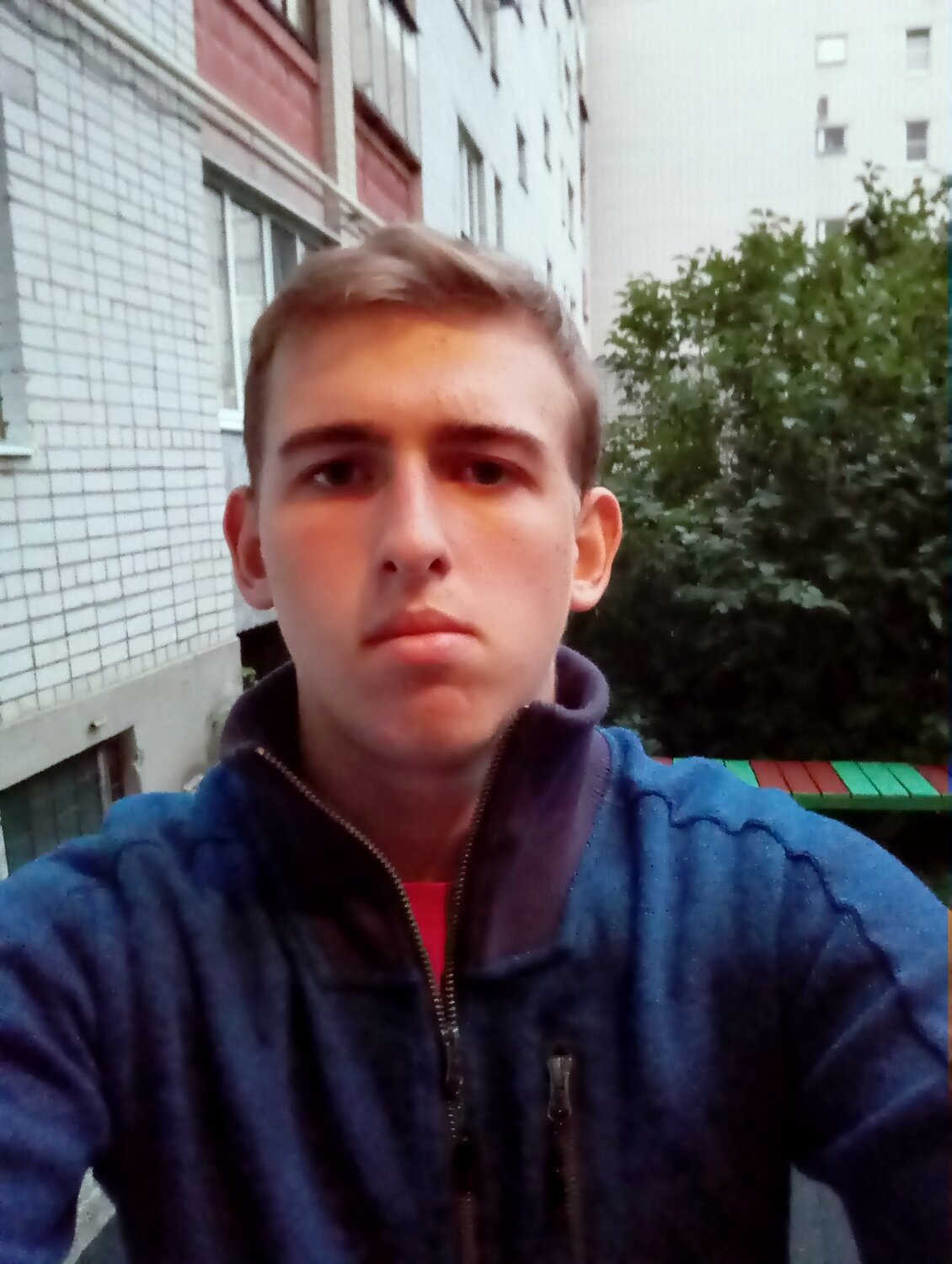 Рома Поздняков