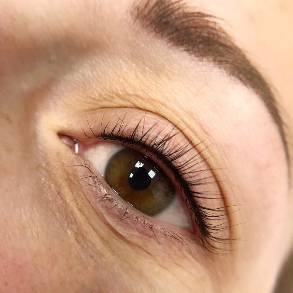 ресницы, глаз, наращивание ресниц, межресничка наращивание ресниц, бровь