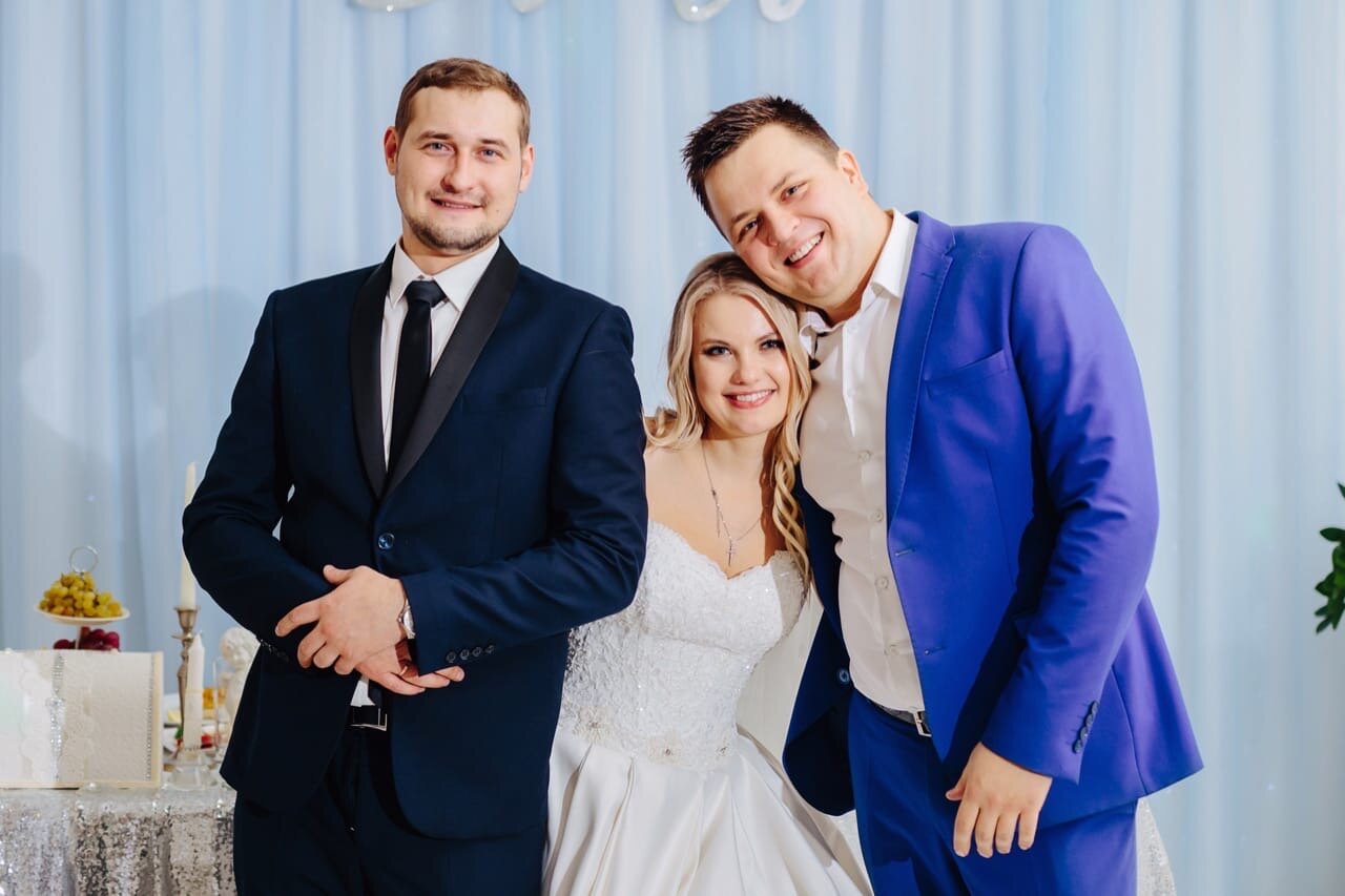роман автухов ведущий, денис трифонов ведущий, макарец андрей ведущий, ведущие максимум муром, свадьба