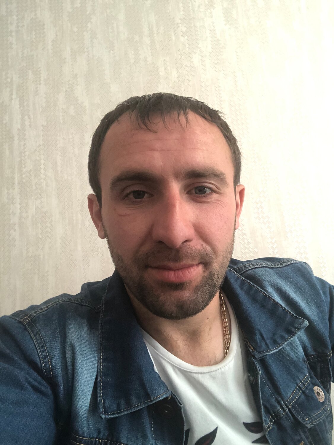 Джошгун Ахмедов