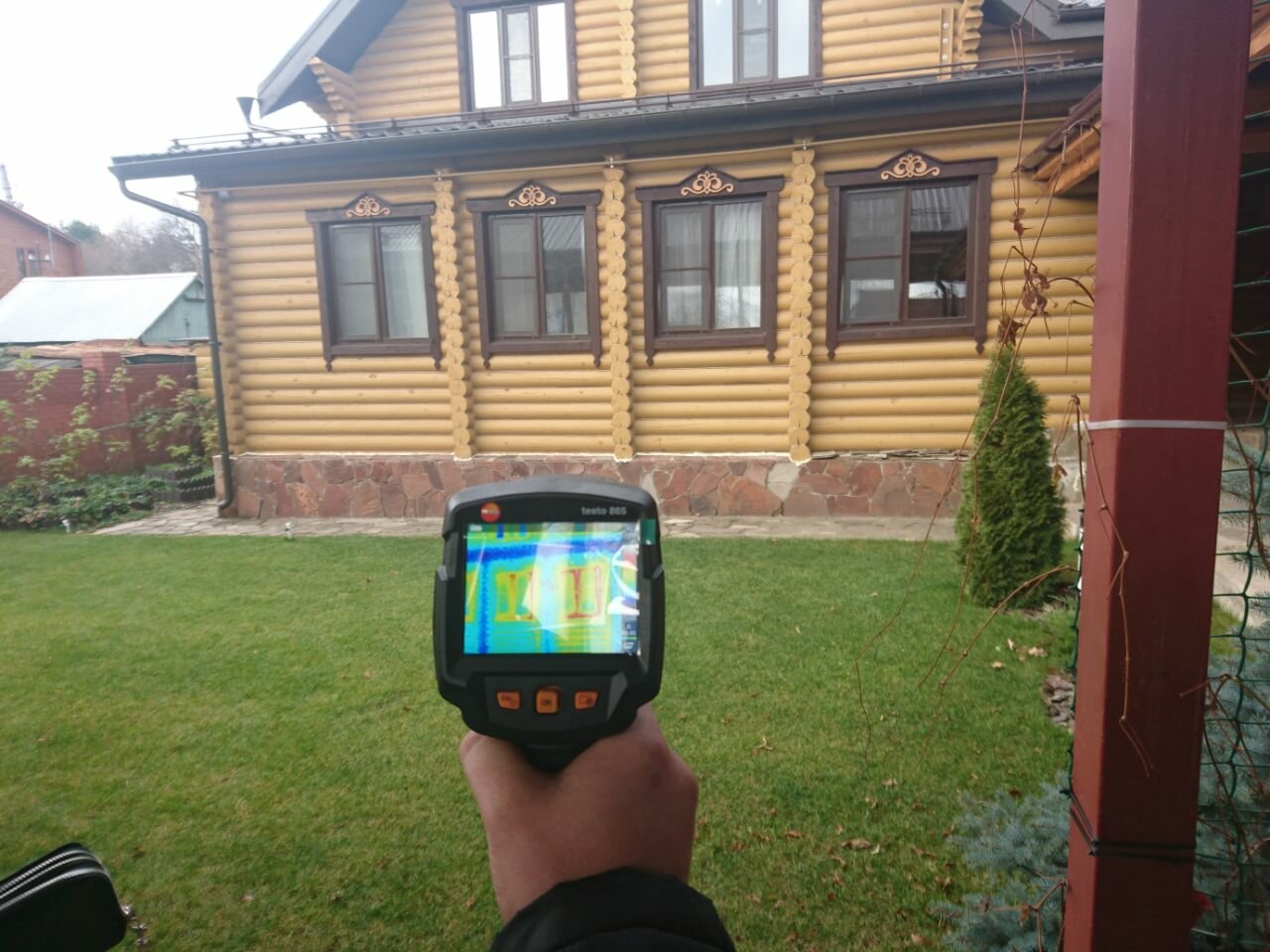 testo 865 тепловизор, тепловизор, сруб тепловизор, тепловизор деревянный дом, снимок тепловизора