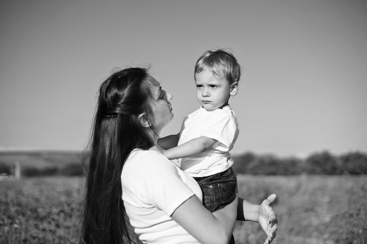 ребёнок, семейная фотосессия, дети, люди, чёрно белая фотография