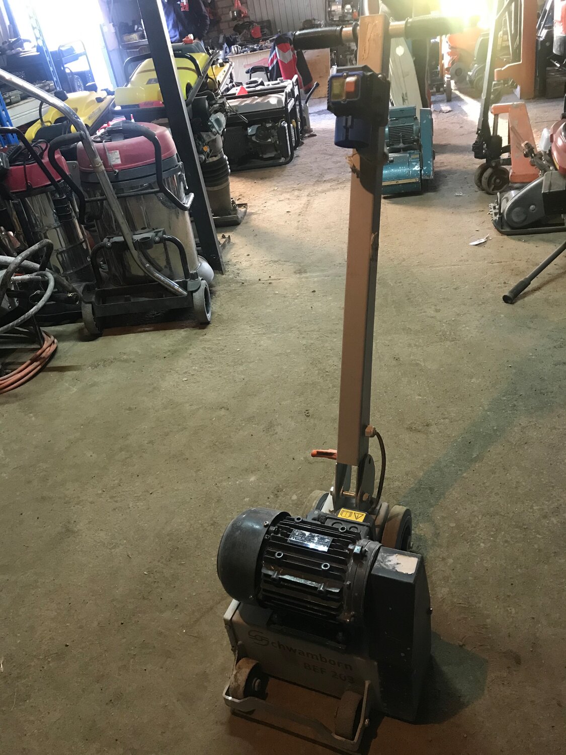 виброплита крпк 63, виброплита wacker 3050, реверсивная виброплита wacker neuson bpu 3050a 5000008763, виброплита, техника