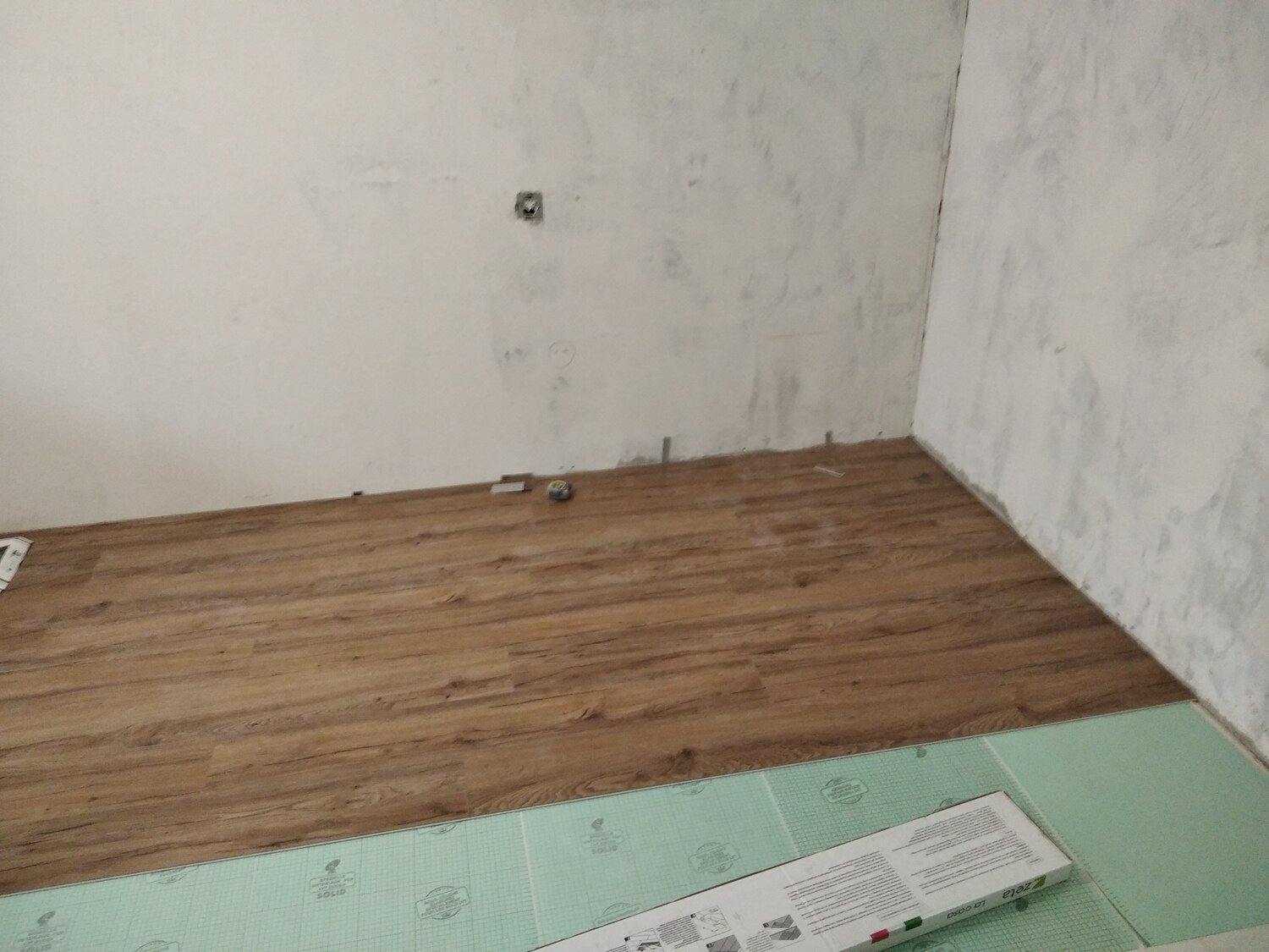 пол, укладка ламината, паркет, пола, ламинат