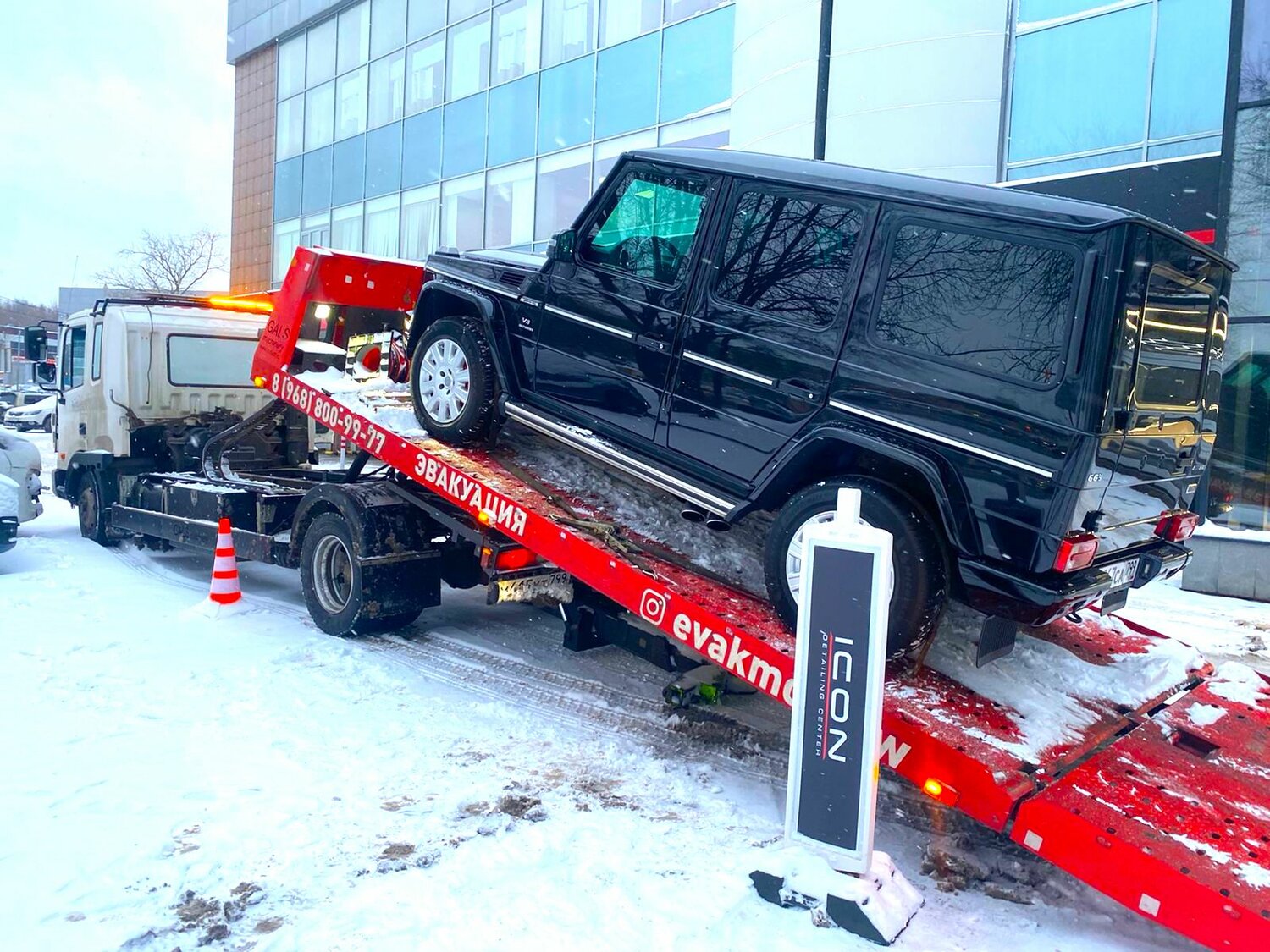эвакуатор, mercedes-benz g-класс, эвакуатор москва, эвакуатор сдвижка уаз, спецтехника эвакуатор
