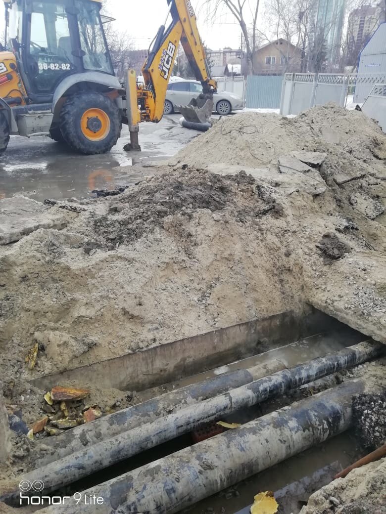 теплотрасса на улице петрова, ремонт теплотрассы, теплотрассы белгород, порыв теплотрассы, новая теплотрасса