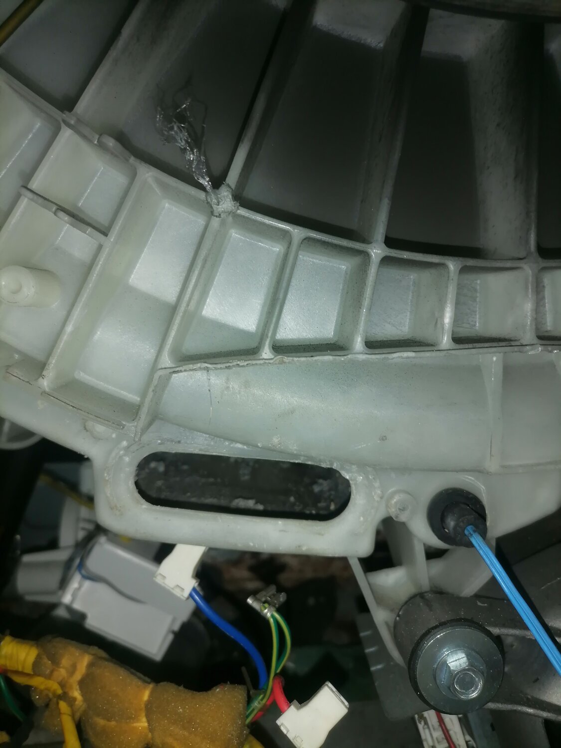 стиральная машинка индезит, замена тэна в стиральной машине, лакированный бак стиральной машинки indesit, стиральная машина ремонт, барабан стиральной машины