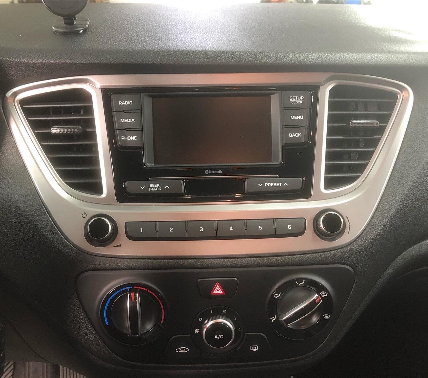 hyundai solaris, hyundai solaris 2021 active plus, штатная магнитола солярис 2019, магнитола хендай солярис 2019, штатная магнитола солярис