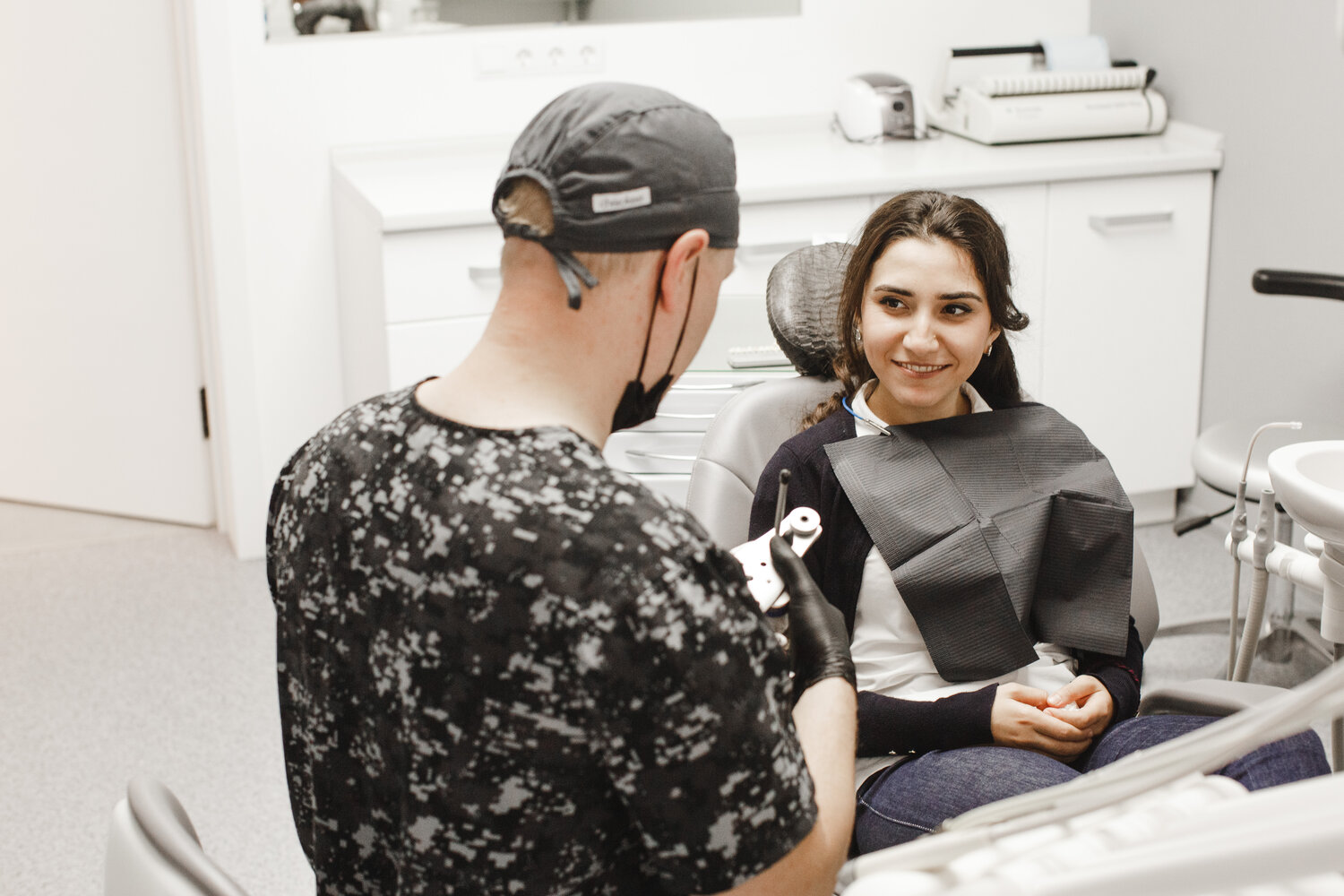 человек, студия красоты, парикмахерской, стоматологическая клиника, hairdresser