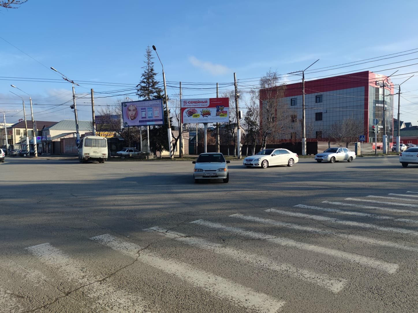улица, здание, улицы волгограда, пересечение, дорога