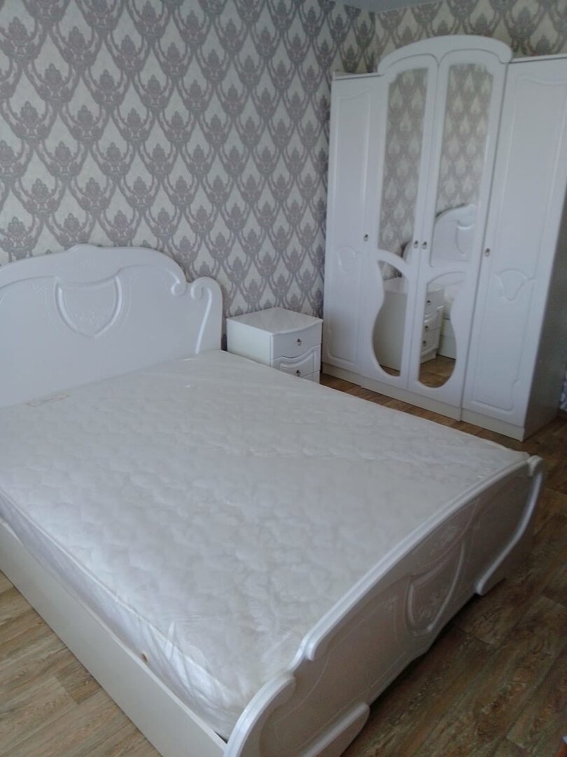 белая кровать двуспальная, кровать мдф, спальный гарнитур, 2х спальная кровать за 19т900р, кровать белая