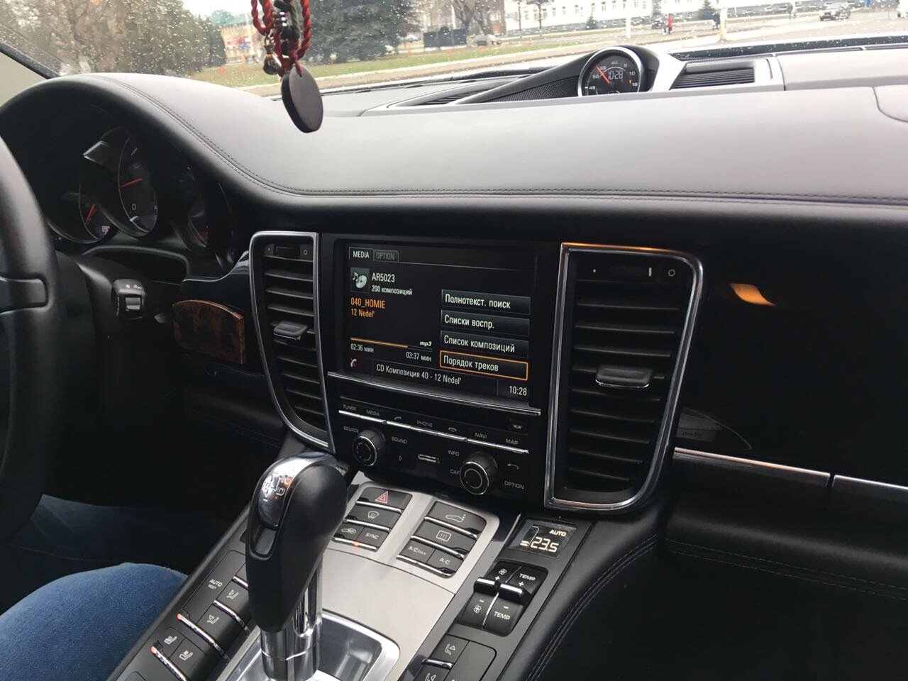 porsche panamera, порше панамера 2012, салон porsche panamera, магнитола тесла на порше панамера, Porsche Panamera I