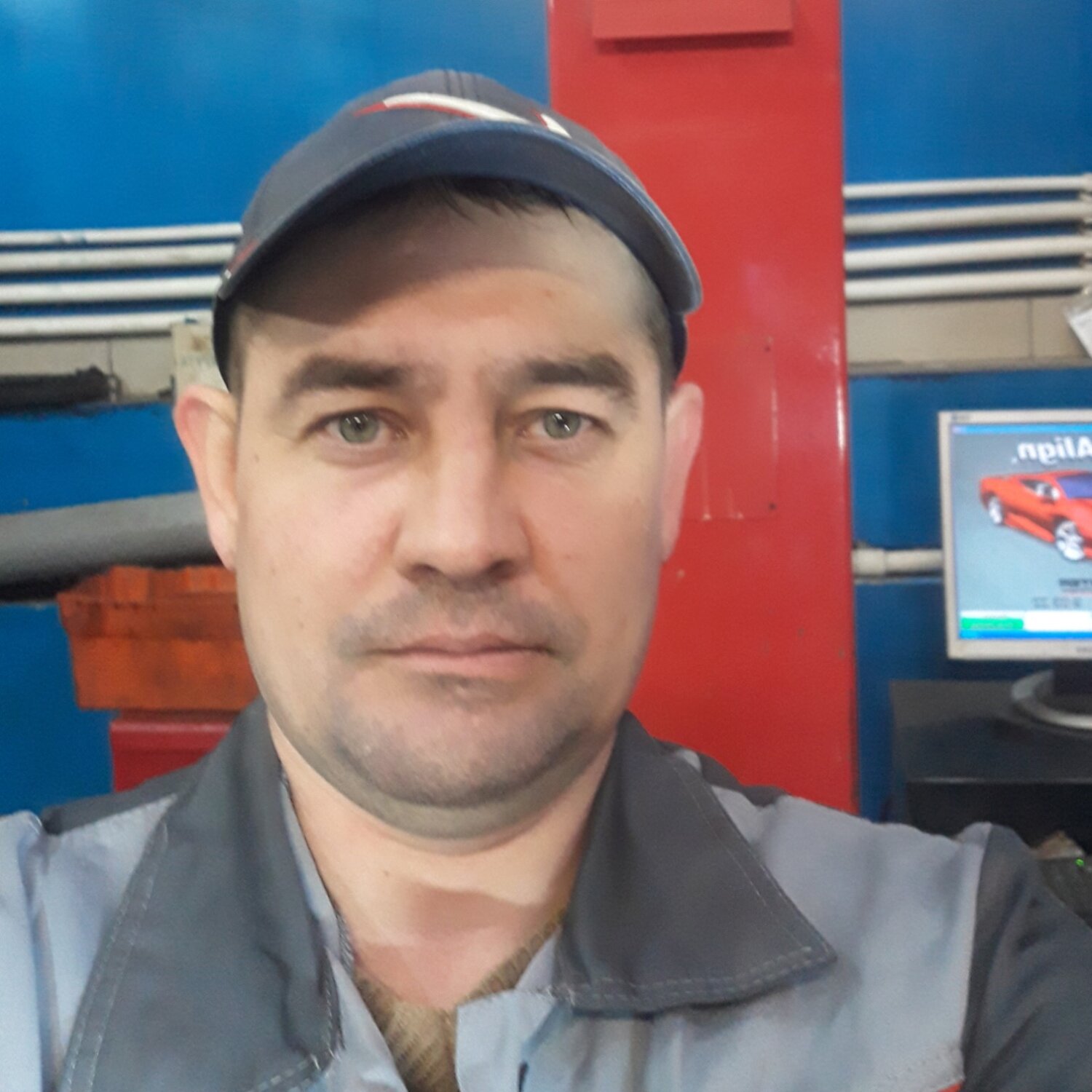 Стас Николаев