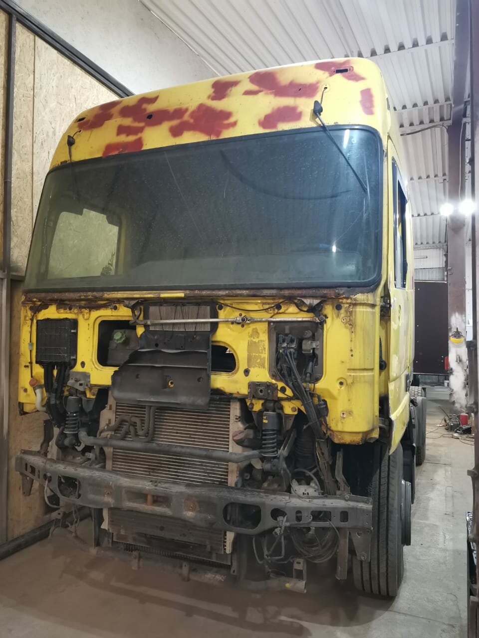 кабина рено премиум, кабина рено премиум 2000, кабина актрос мп 1, iveco stralis кабина, кабина man f2000