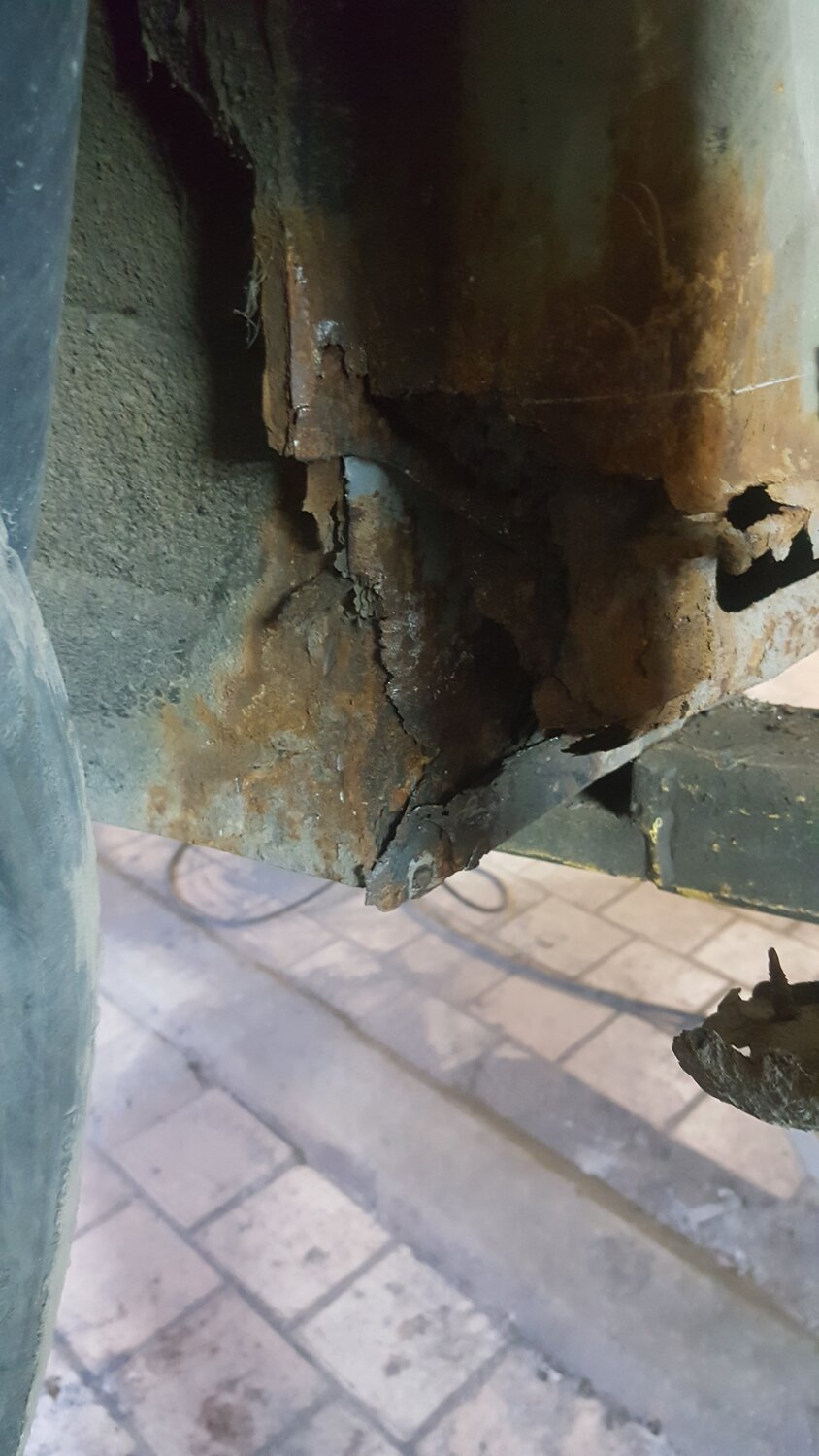 коррозия, гнила, коррозия привода, мицубиси л 300 проблемные места кузова, ржавчины