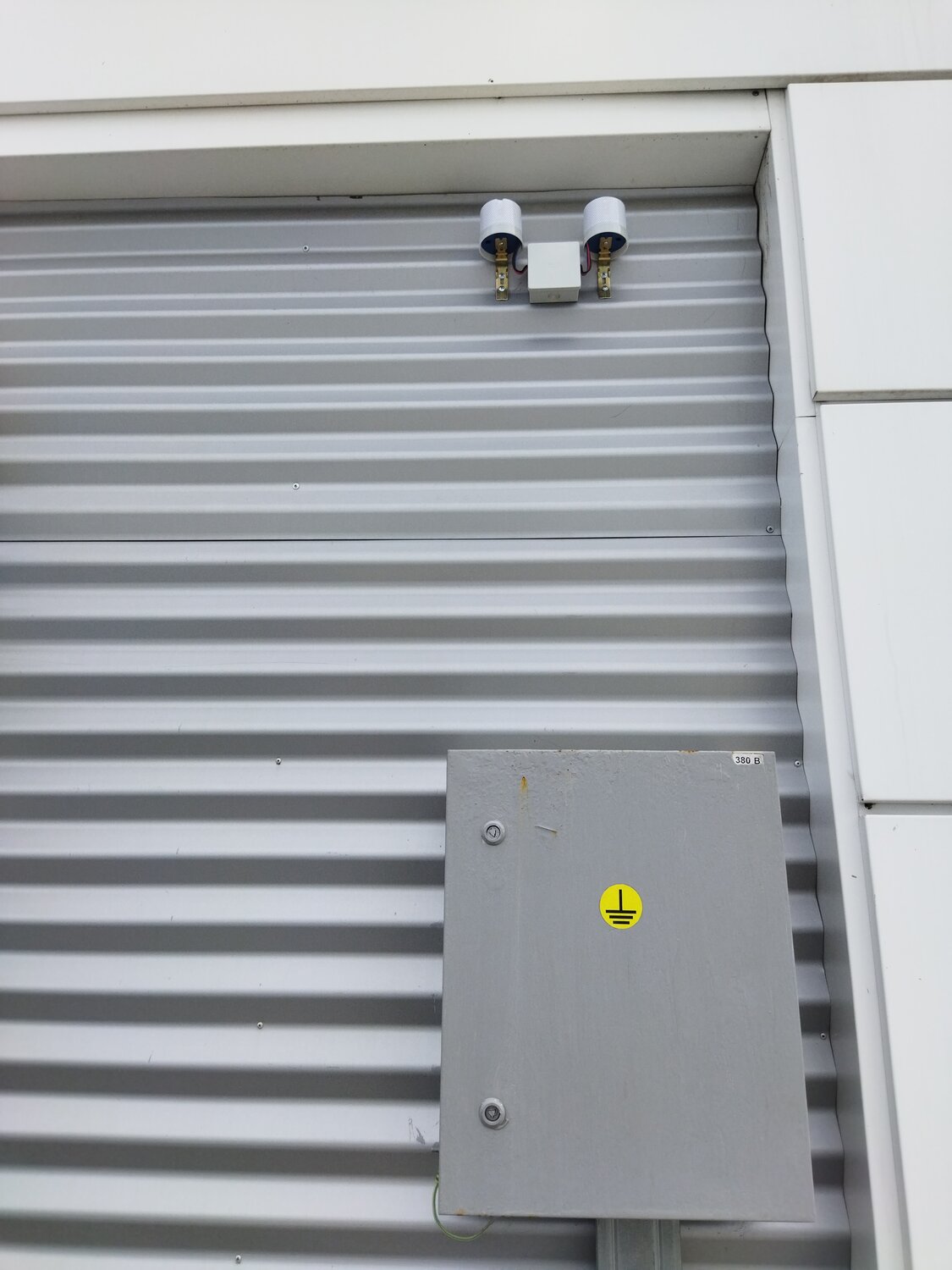 щит распределительный, щит с монтажной панелью, щиток электрический, электрический щит, щит освещения