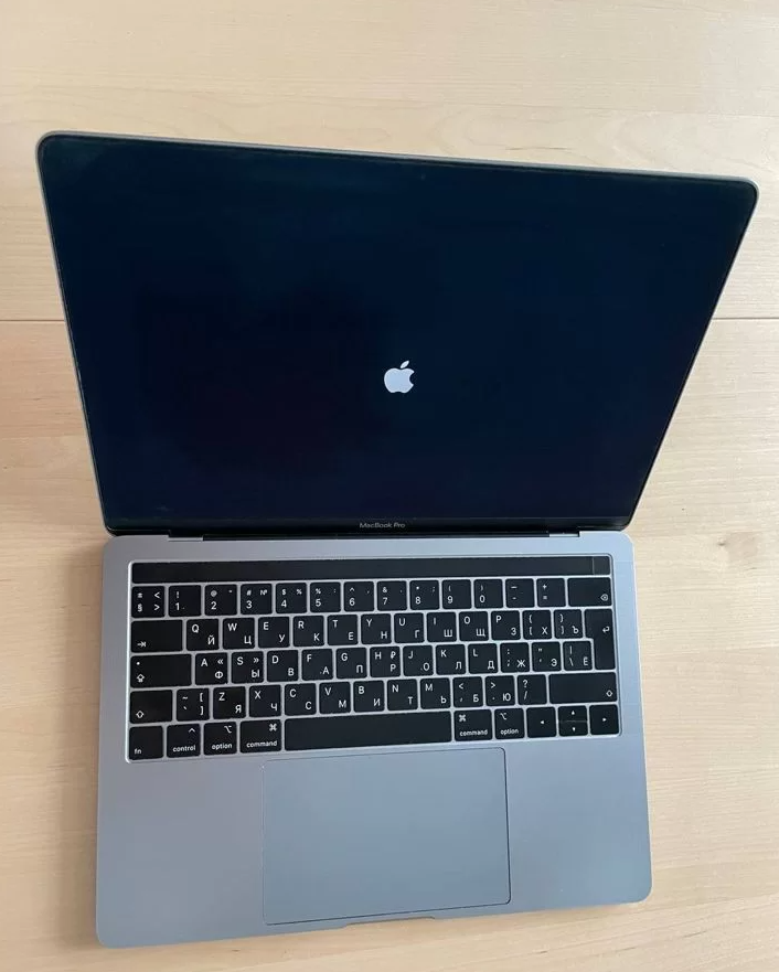 macbook pro, macbook, apple macbook pro, macbook pro 13, apple macbook pro 13