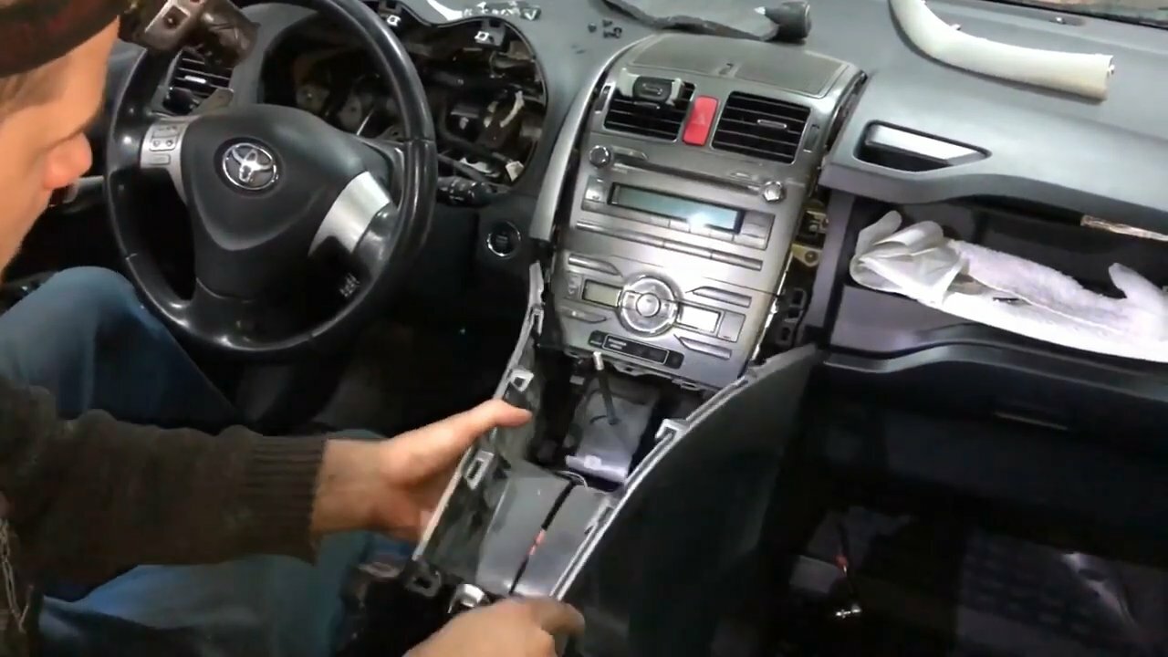 тойота королла 2012 автомат, toyota corolla 2008, тойота королла 2008 автомат, toyota camry 2016, тойота камри 2016 есть блютуз