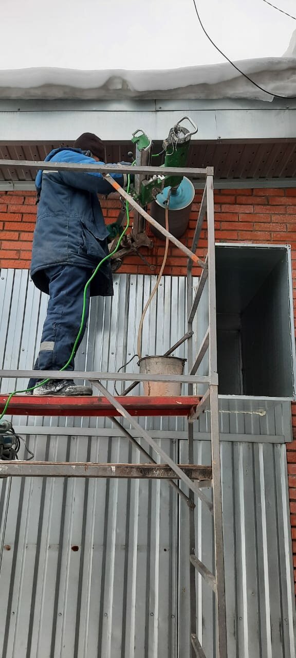 фасадные работы, герметизация балкона, фасад дома, монтаж фасада, монтаж