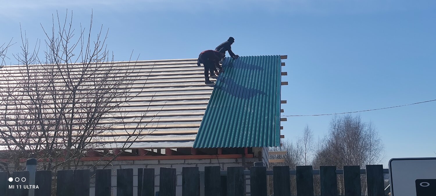 профнастил для кровли, монтаж кровли из профнастила, профнастил на шиферную крышу, монтаж профнастила на крышу, монтаж профлиста с20 на крышу