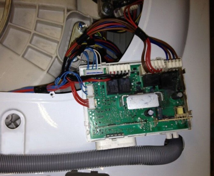 модуль стиральной машины индезит аркадия 3, стиральная машина indesit witl 106, ошибка f02 стиральной машины indesit, стиральная машина indesit witp 82, плата wr p0038.8 индезит стиральная машина