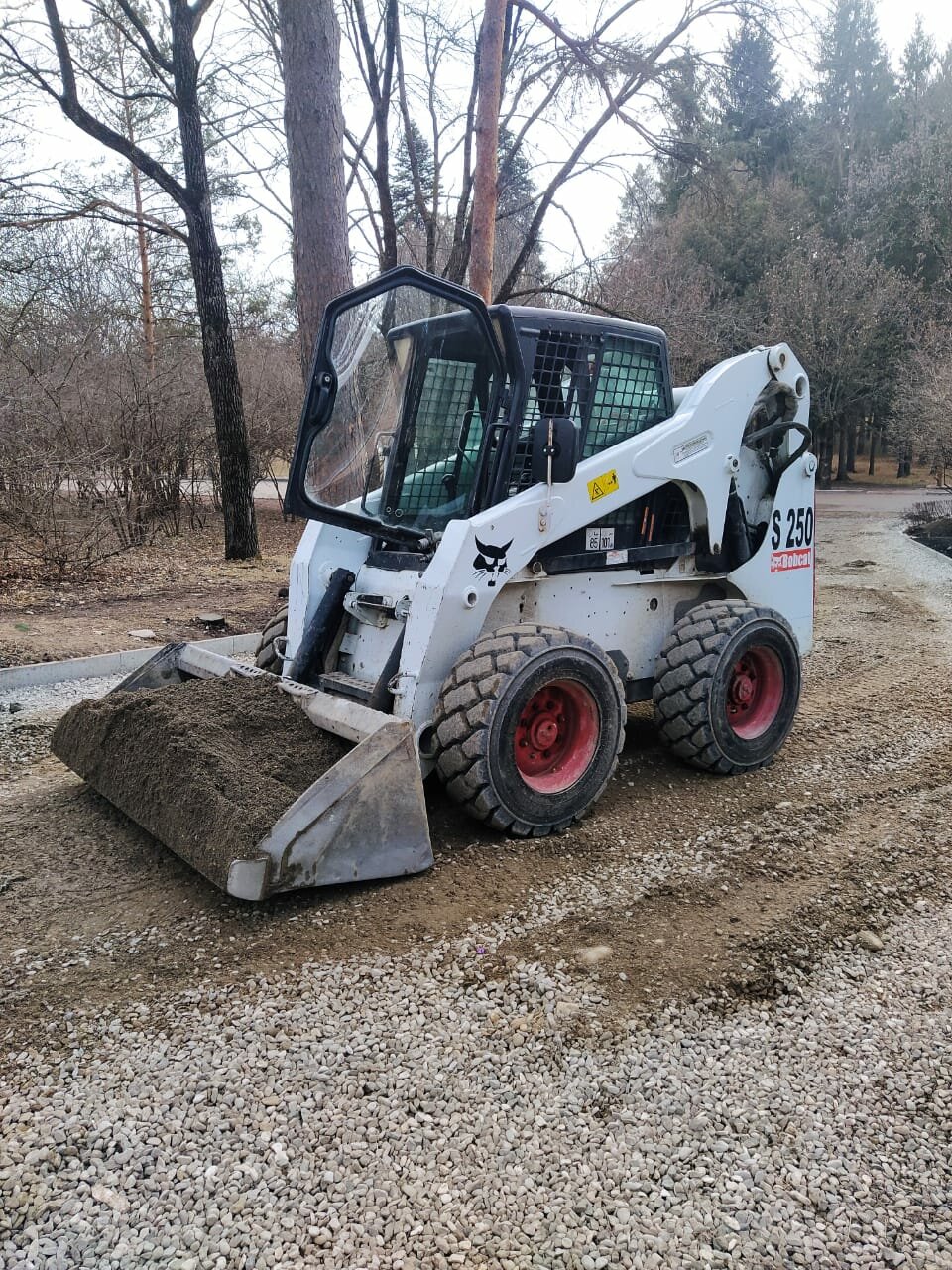 мини погрузчик bobcat, погрузчик bobcat, мини погрузчик бобкэт, погрузчик бобкэт, бобкет