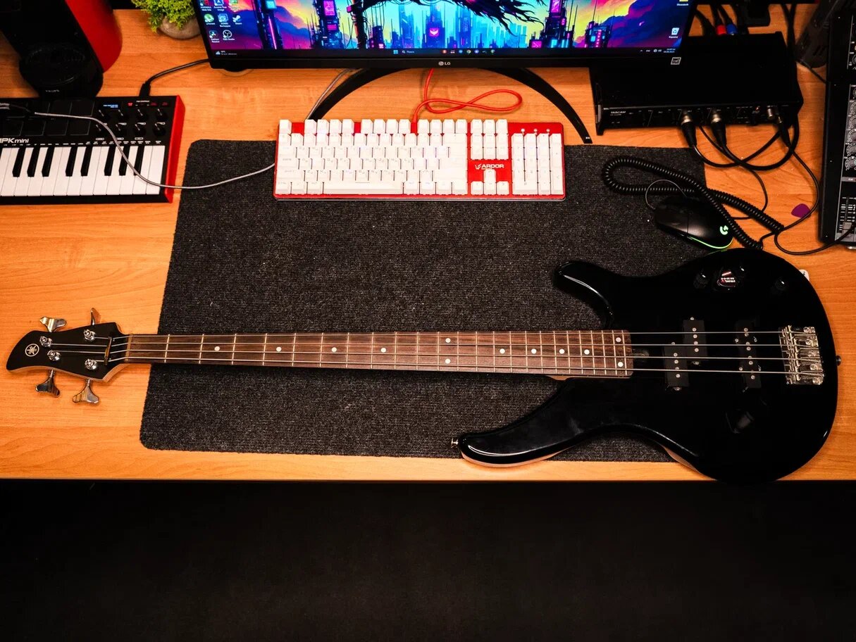 бас гитара ibanez, гитара бас, бас гитара черная, бас-гитара ibanez gsr200, гитара