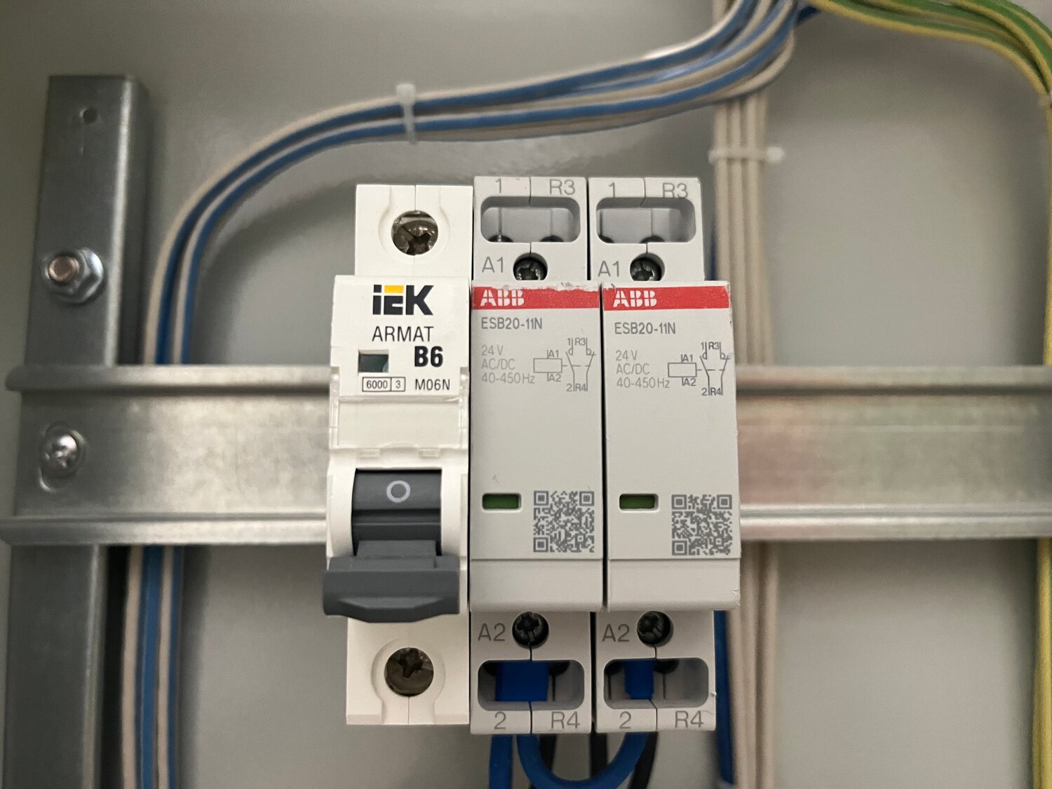 контактор модульный abb 20а, автомат. узо. дифавтомат электрощит, узип в щите, электрика, вводной автомат 50 ампер